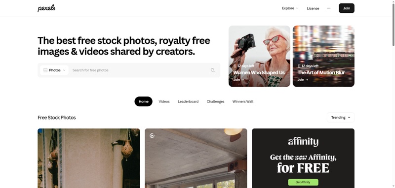 Iphone 17e Wallpaper